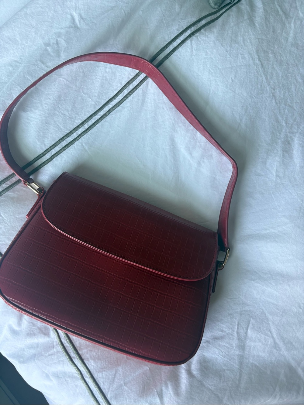 Princess Polly Cherry Red Croc-Embossed Shoulder Bag